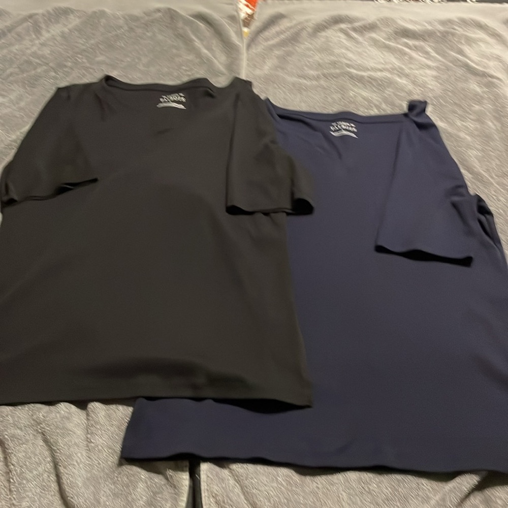 The Talbots Tee Women’s Navy Blue Split V-Neck Top - Pima Cotton, size Large - Picture 8 of 9